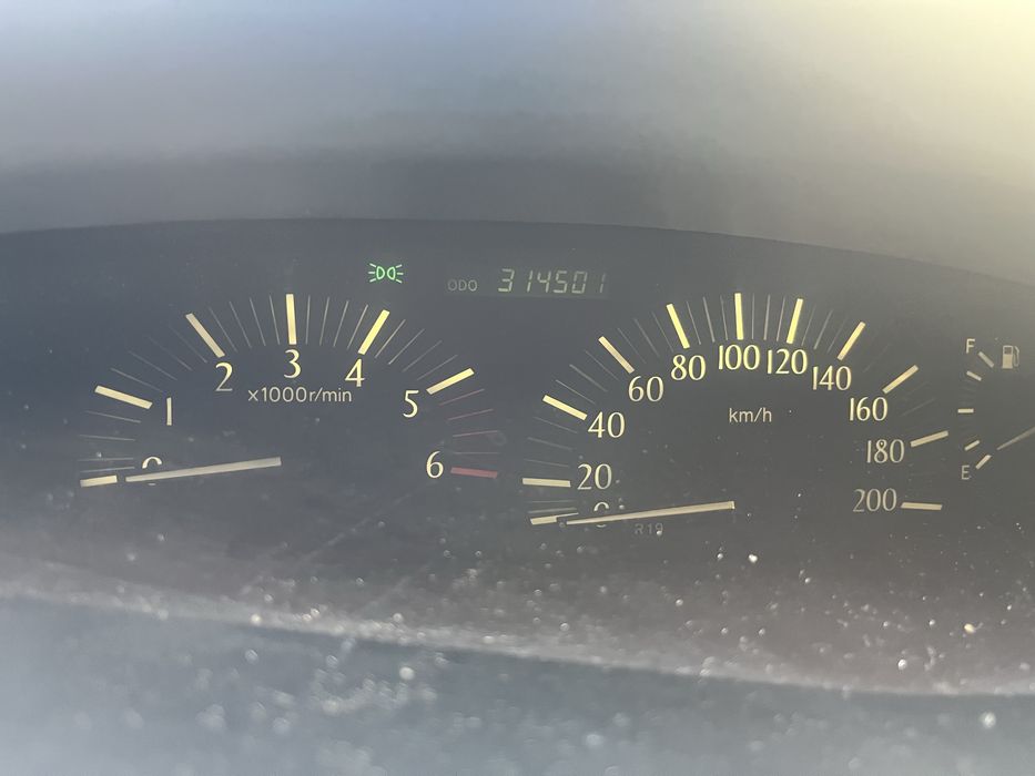 Toyota previa r3 clr 30 l