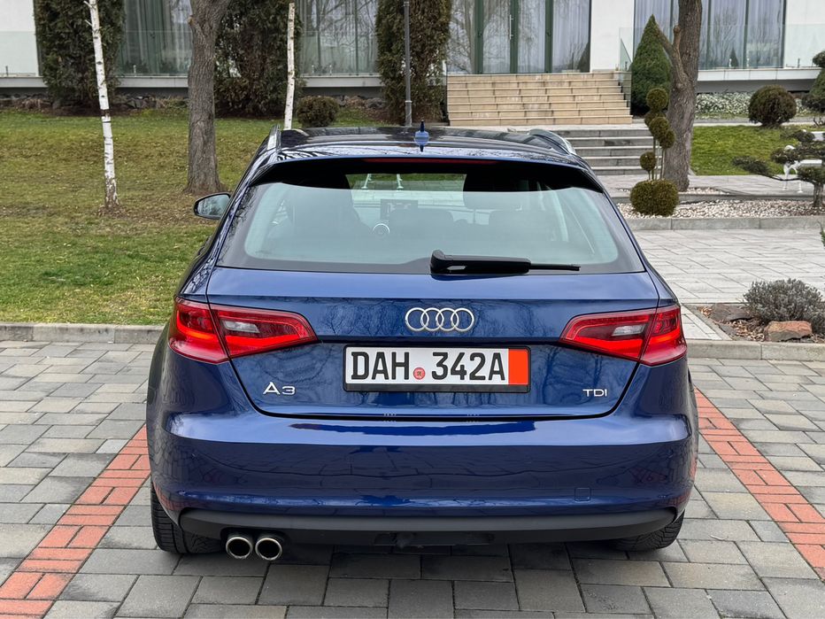 Audi A3/S-tronic/Automat/2014/Bi-xenon/Navigatie/Led/2.0 TDI/150 CP/
