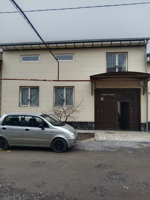 Сергили туман Кумарик махалла 3 сотих 10 та хонаси бн учаска сотилади