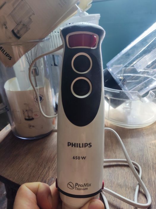 Блендер б/у "PHILIPS"