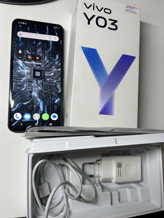 Vivo Y03 128 гб.