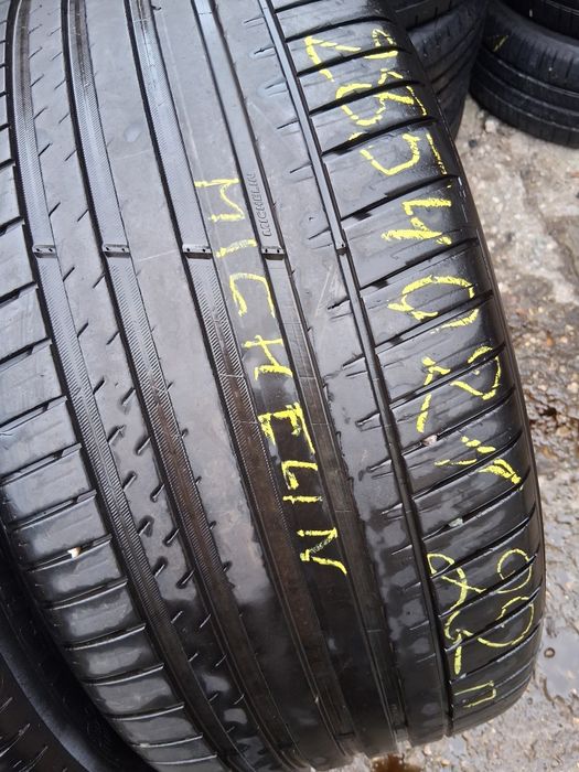 285 40 21 Michelin 2бр летни дот 2022г