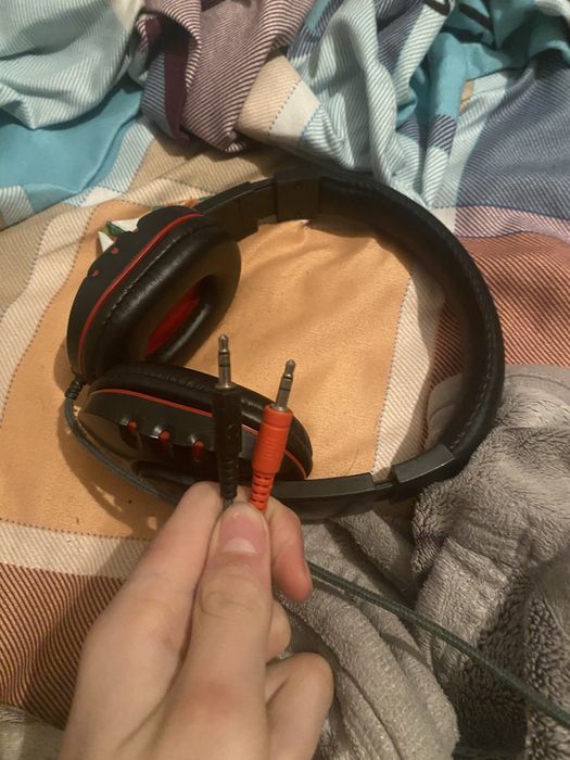 Наушники T-wolf.