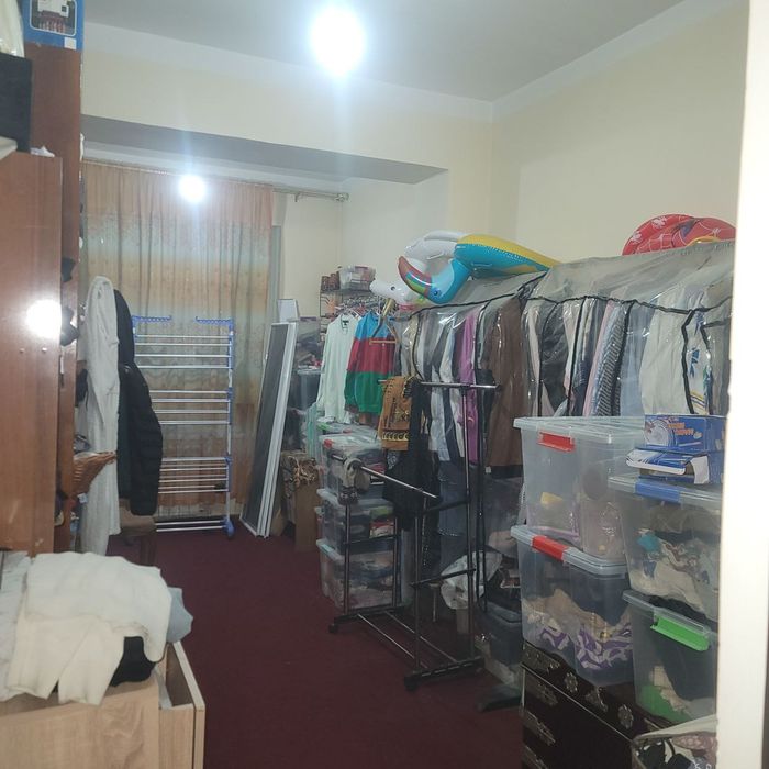 Fargona shahar Istiqlol stadion to'g'risida 3 xonali 3 etaj