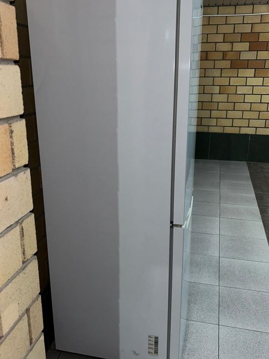 продам холодильник Samsung