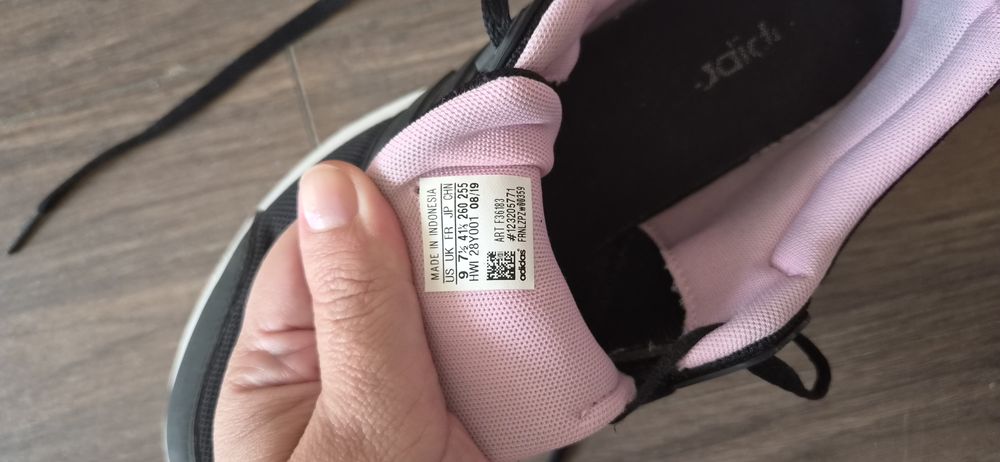 Маратонки Adidas дамски номер 41,5
