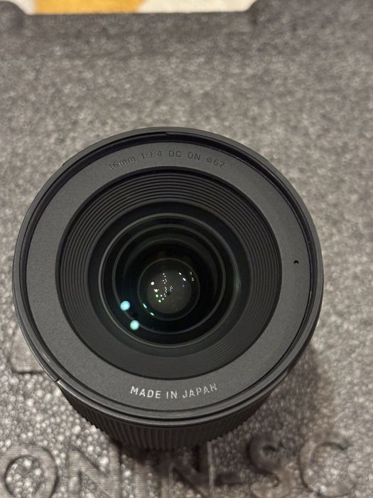 Фотоапарат Sony A6300 + Sigma 16mm 1.4 и 56mm 1.4