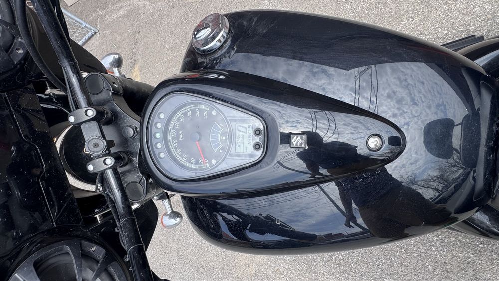 Suzuki boulevard C90