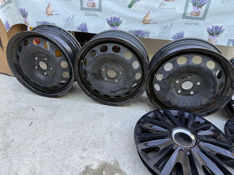 Jante tabla R16+set capace Volkswagen Jetta