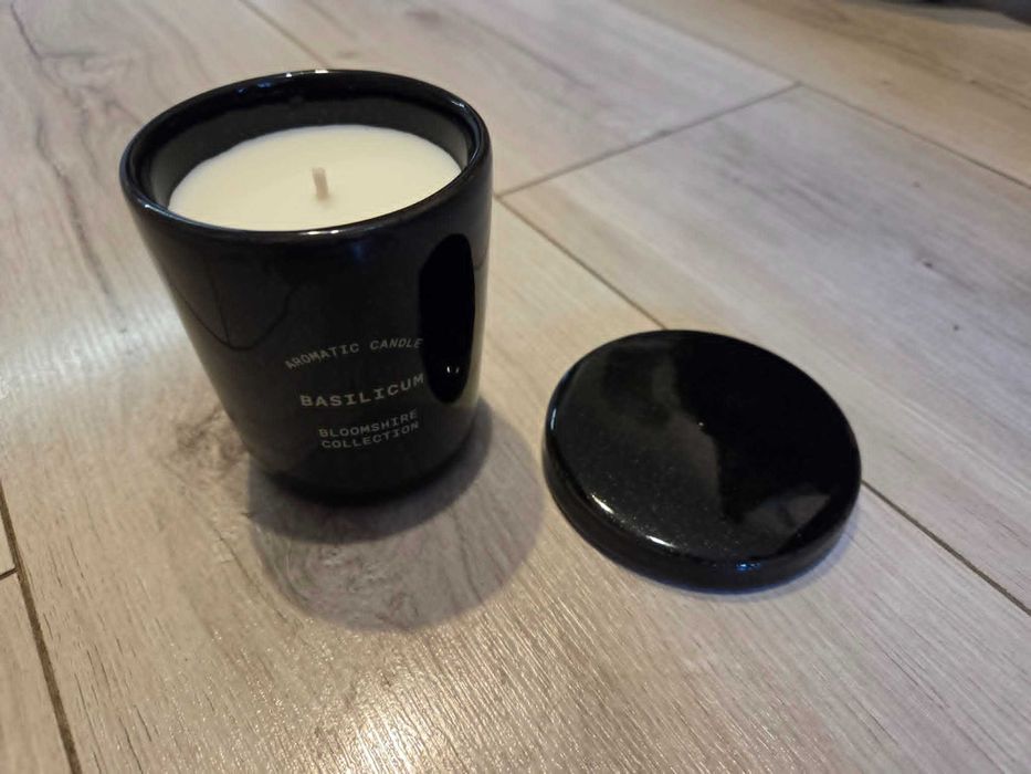 Zara Home  свещ - BASILICUM запазена
