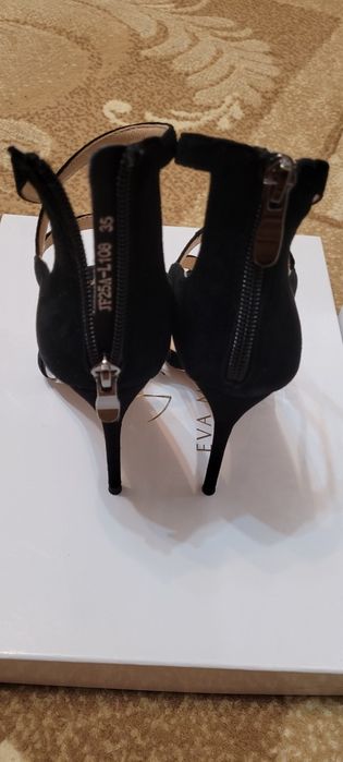 Sandale dama cu toc Eva Minge nr.35 Noi Nepurtati, la cutie-180 LEI