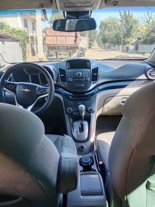 продам машину Chevrolet Orlando 1.8