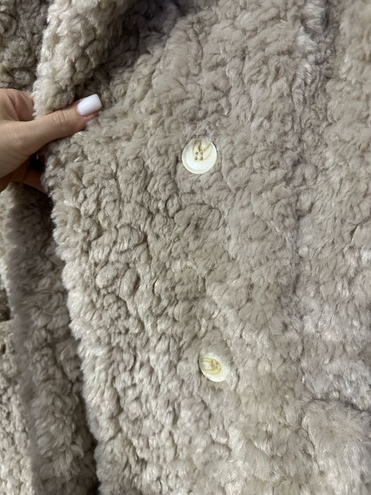 Палто бежово / дълго