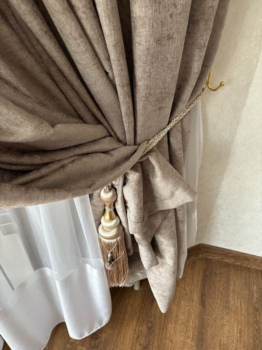 Продам шторы с портье