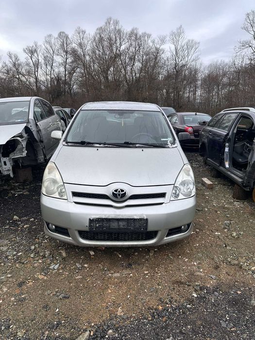 Toyota Corolla Verso 2.0 D-4d 116к.с 2005г На Части