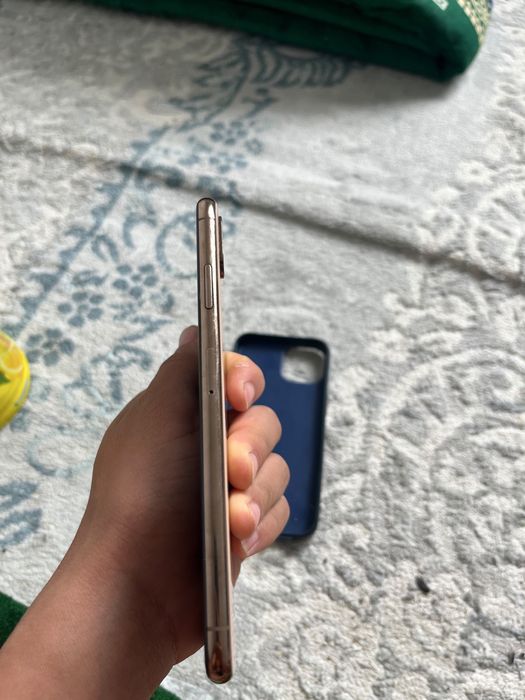 Продам IPhone Xs 256 гб