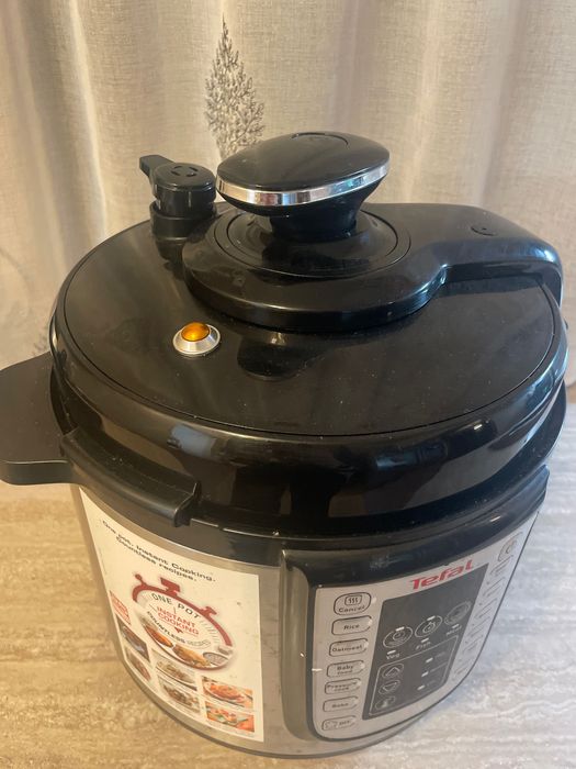 Multicooker Tefal nefolosit(nou nouț)