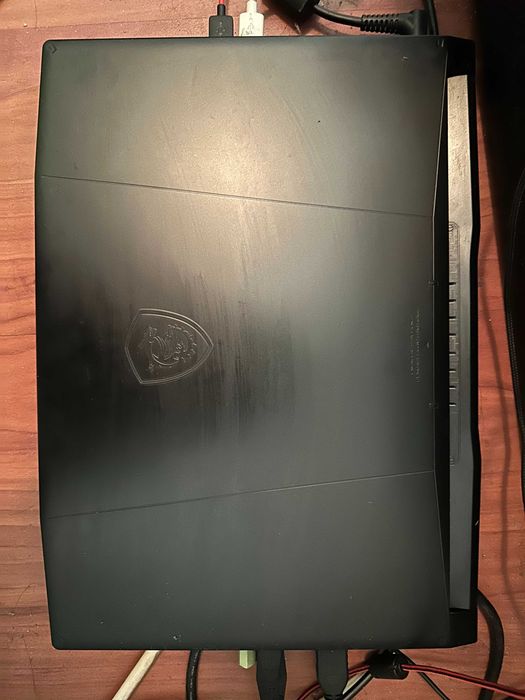 Vand laptop MSI Katana 15 B13VGK