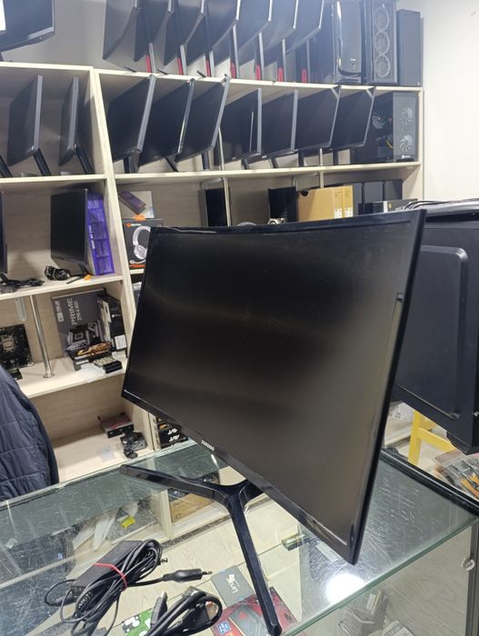 Samsung 27" curved 60hz! Yaxshi holatda!