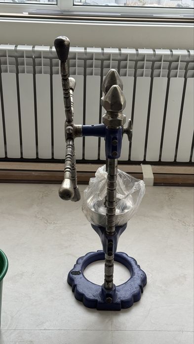 Соковыжималка металическая