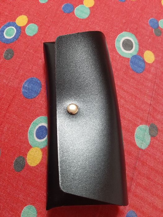 Vand toc pentru ochelari mari de vedere sau de soare