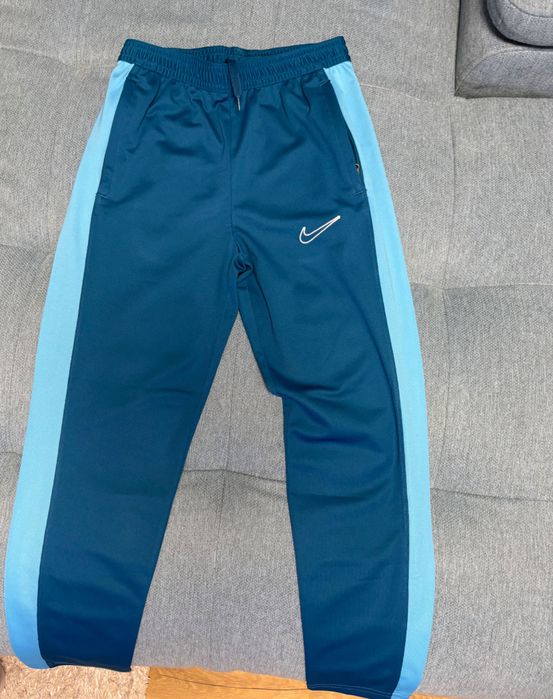 Спортен екип Nike