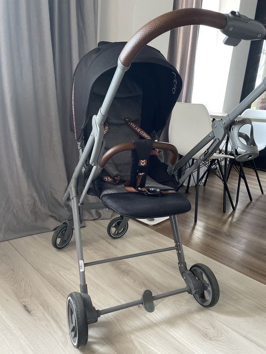 Продам коляску happy baby luna