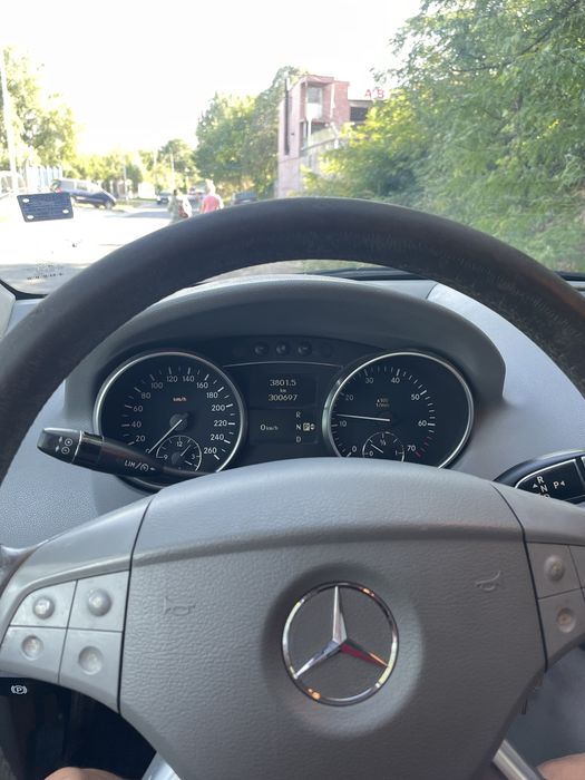 Mercedes ML350 m272