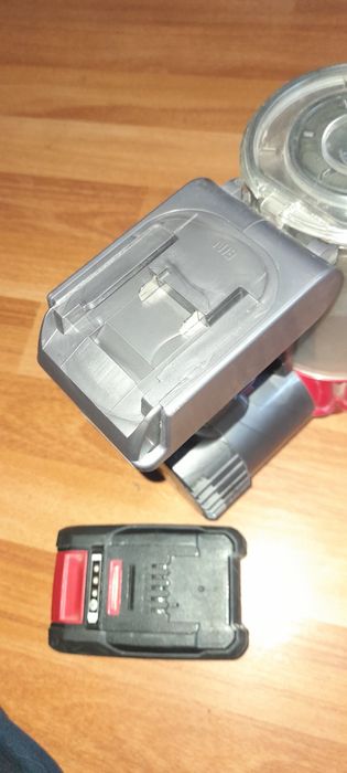 Aspirator DYSON cu acumulator Einhell