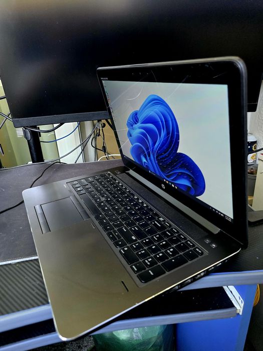 HP ZBook 15 G4 Touchscreen | i7-7820HQ | 32GB RAM | 512gb NVMe | Nvidia Quadro M2200