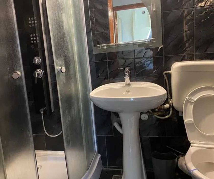 Дава се под наем Тристаен апартамент в Пловдив, Център - 71 кв.м за 183.6 € - Снимка #3