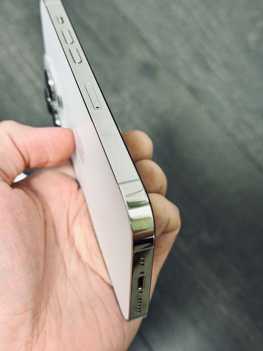 iPhone 14 Pro *Като Нов*