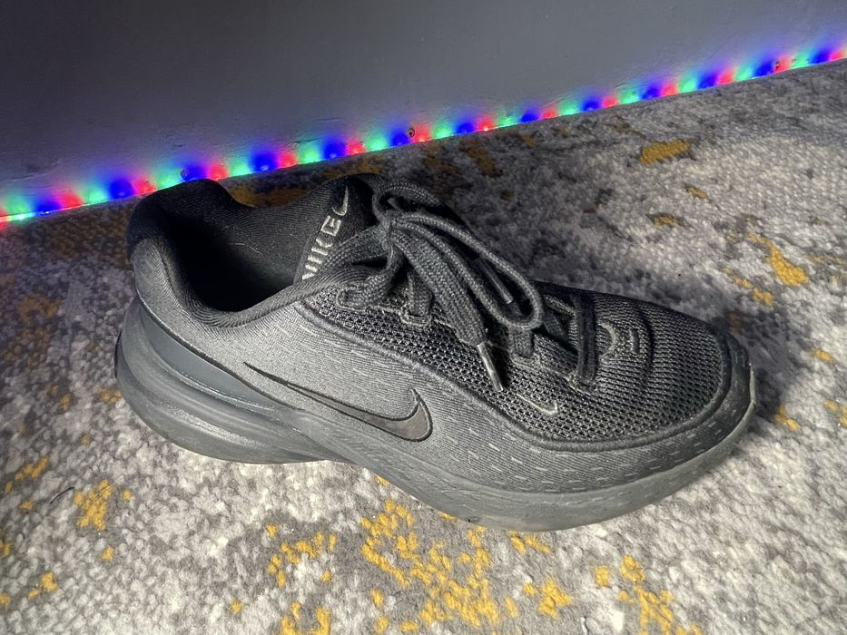 Обувки nike uplift SC