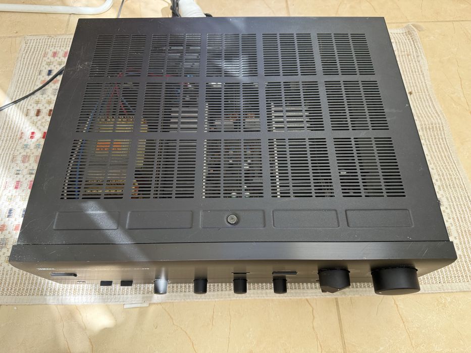 Yamaha AX-470 Стерео усилвател