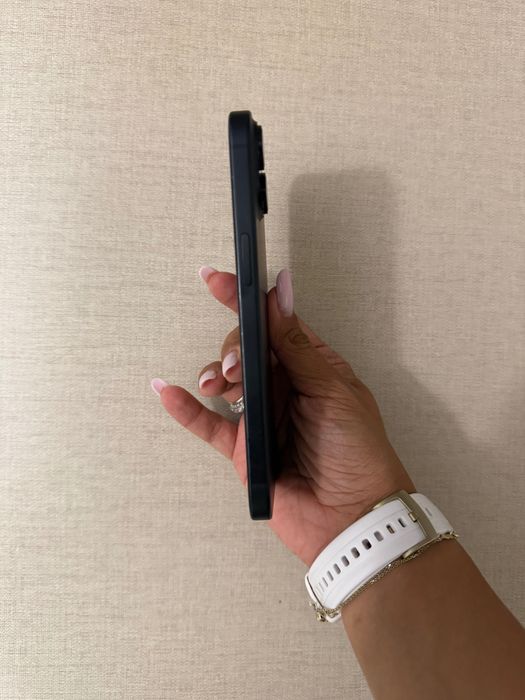iPhone 15 128 GB – Negru