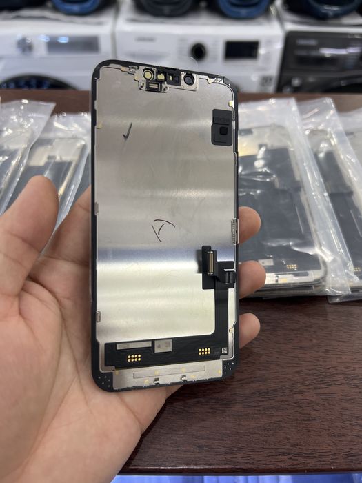 Ekran telefonlar un ( displey ) iPhone  madellariga ekranla bor