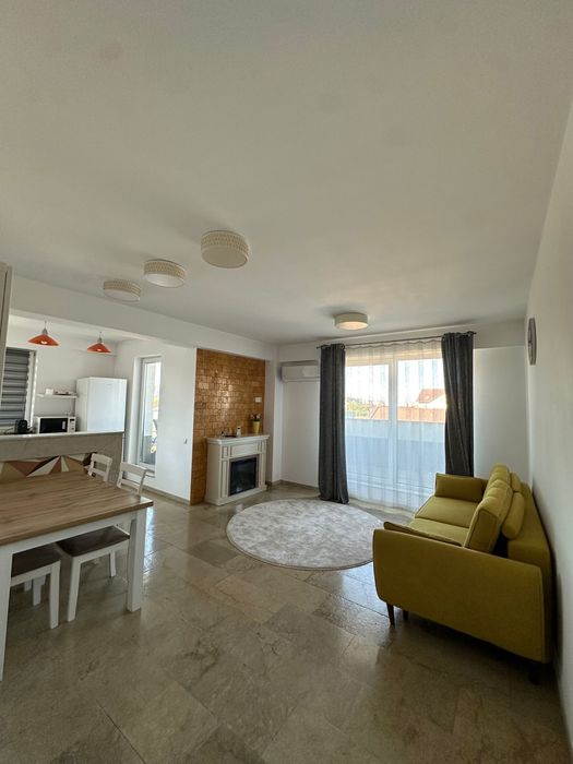 Apartament 2 camere terasa 25 mp zona Intre Lacuri