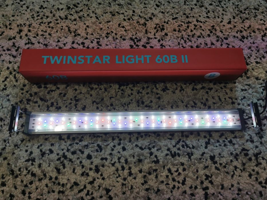 Lampa acvariu Twinstar 60B II