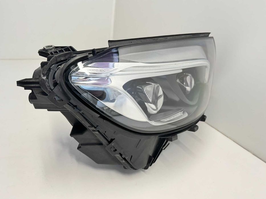 фар десен Mercedes GLC X253 Led intelligent 2015-2020 г. #1053V