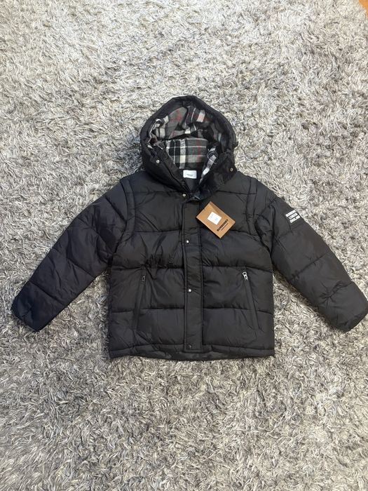 Geaca burberry nasture dezlipit
