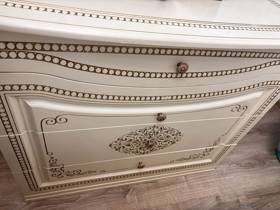 Продам 2х спальный гарнитур б/у