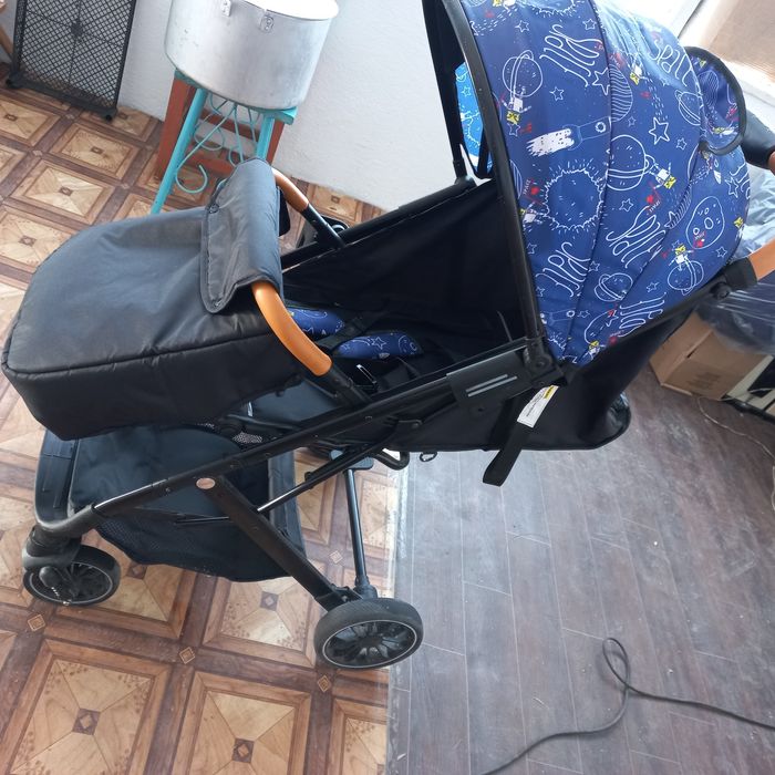 Продаю детский коляску