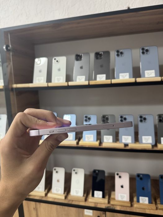 iPhone 14