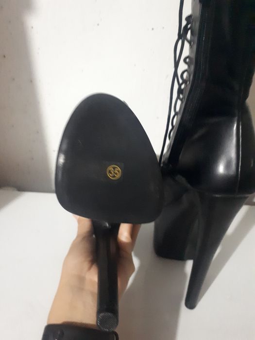 Стрипы, обувь для танцев