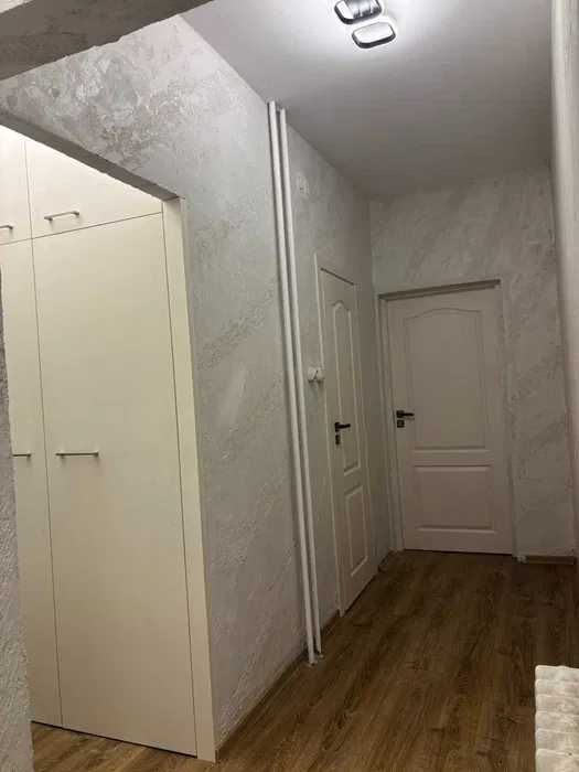 Дава се под наем Двустаен апартамент в София, Център - 50 кв.м за 500 € - Снимка #3