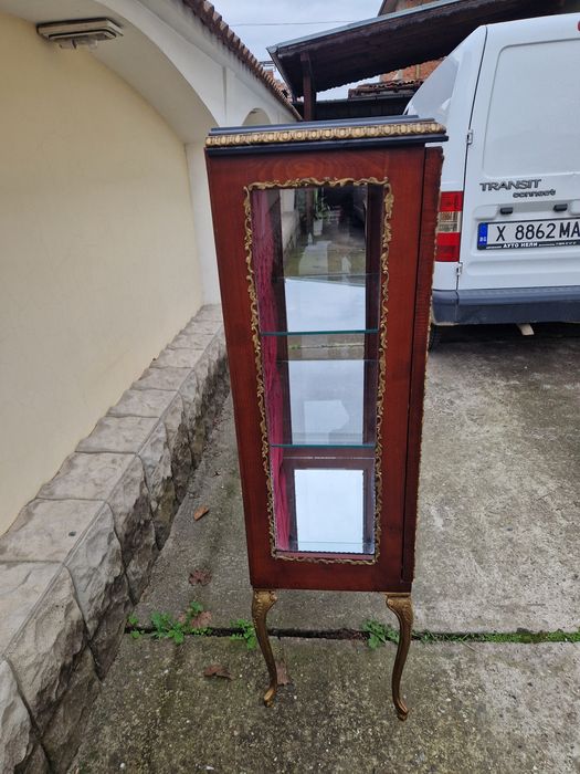 Уникална антикварна френска витрина Луй 15