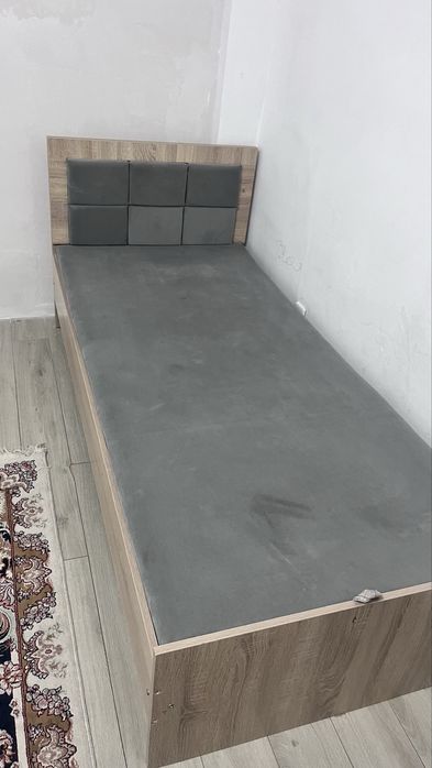 Кровать для спальний