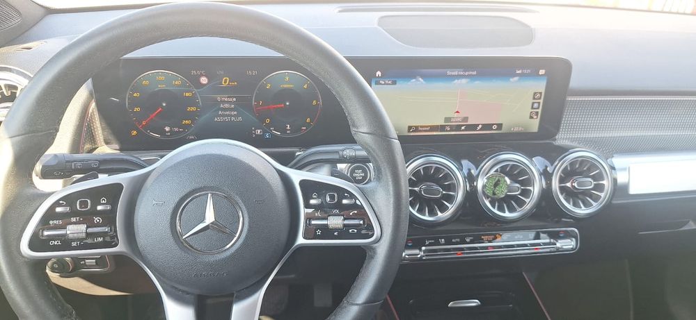 MERCEDES-BENZ GLB 2021 — imagine 5