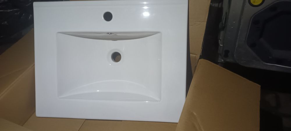 Chiuveta  lavoar adusa la ușa clientului Pitești