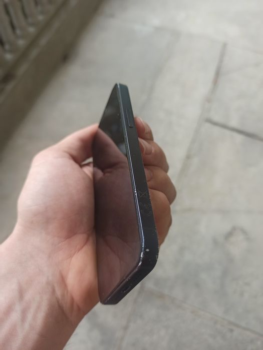 Продам iphone 12 mini 64gb